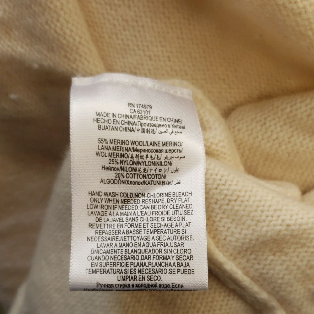 BCBGMaxAzria Cream V-Neck Sweater Dress XS/S - Picture 5 of 6
